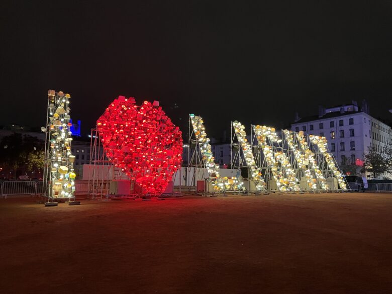 Lyon découvrez la Fête des lumières 2022 en 1 min chrono vidéo