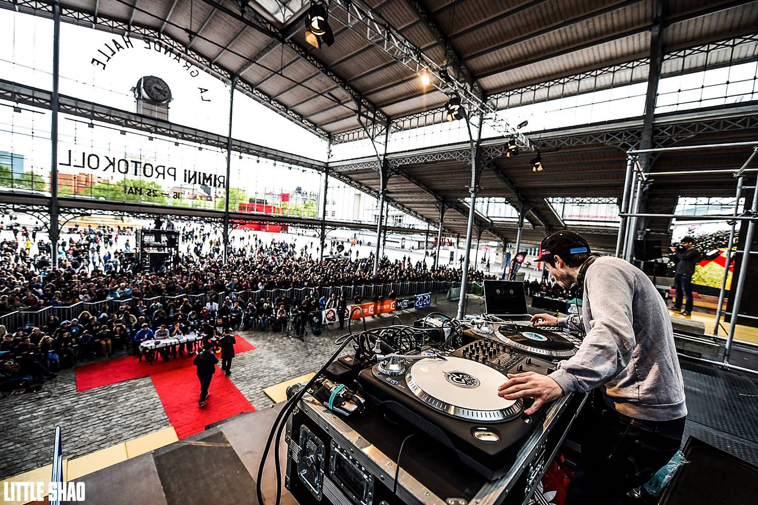 Le dj Harvey Marshal aux championnats d'Europe de la Villette, avril 2014