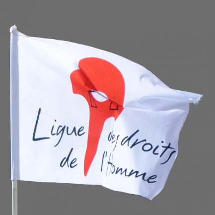 drapeau ligue des droits de l'homme