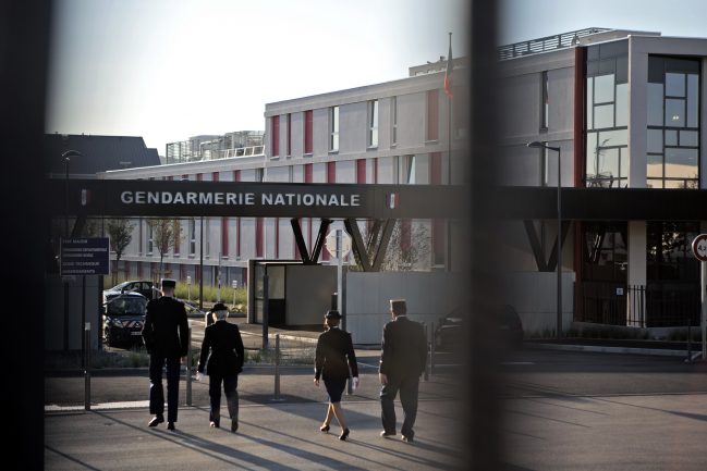 faits divers Entrée de la gendarmerie de Sathonay