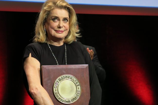 Deneuve prix lumière 2016