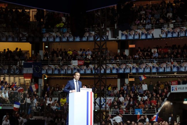 Emmanuel Macron Gerland tribune