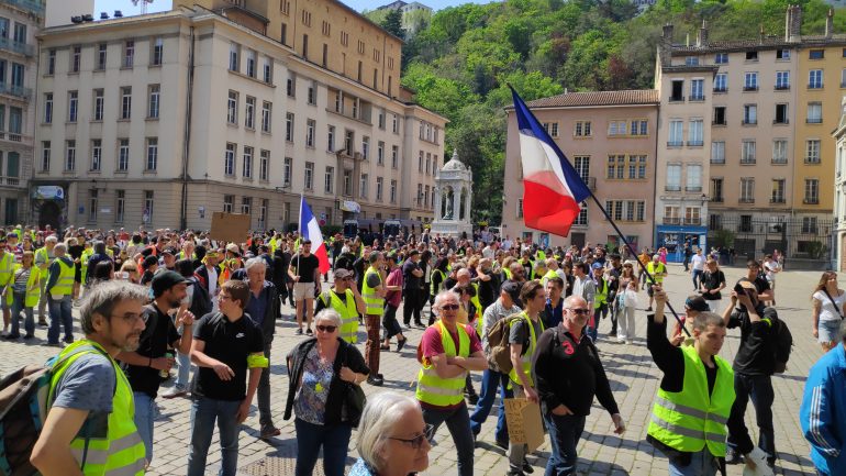 Gilets Jaunes à Lyon 4 Secteurs Interdits à La