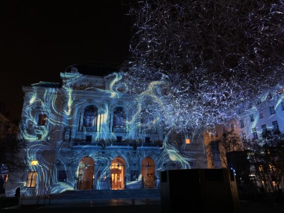 Lightning Cloud, de Jérôme Donna, place des Célestins – Fête des lumières 2019 © Muriel Chaulet / Ville de Lyon