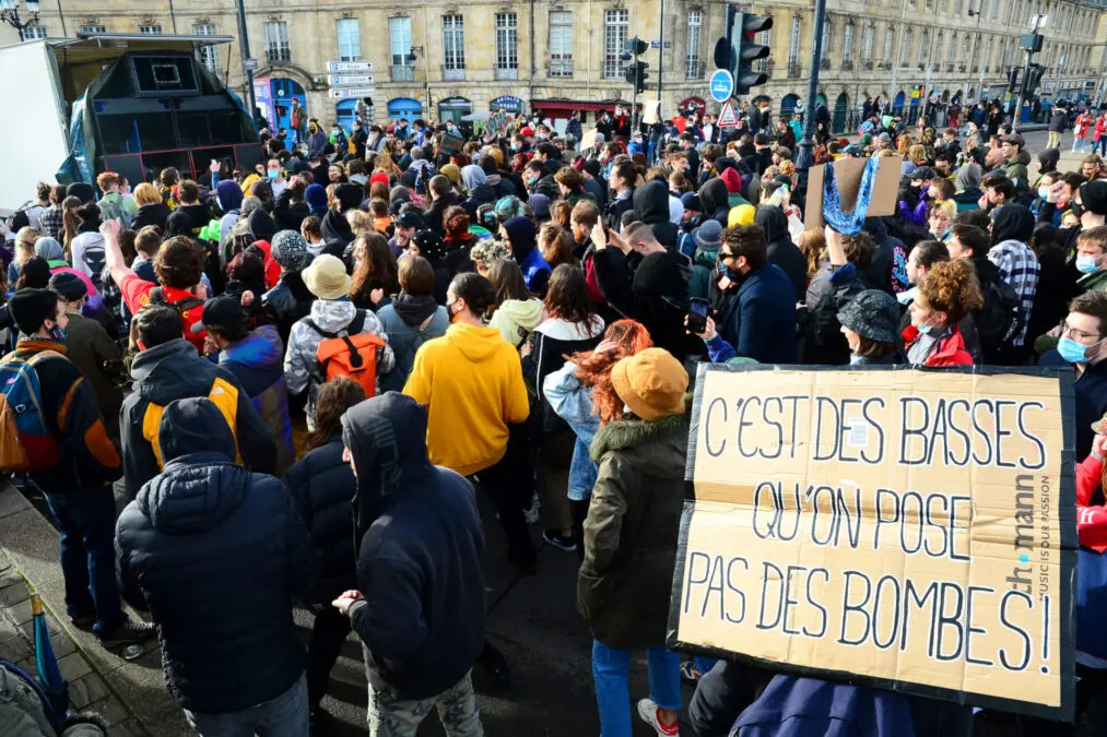 Lyon Un Cortege Festif En Soutien Aux Fetards Du Nouvel An De Lieuron Ce Samedi