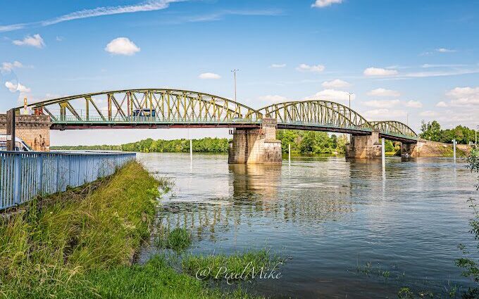 pont fleurville