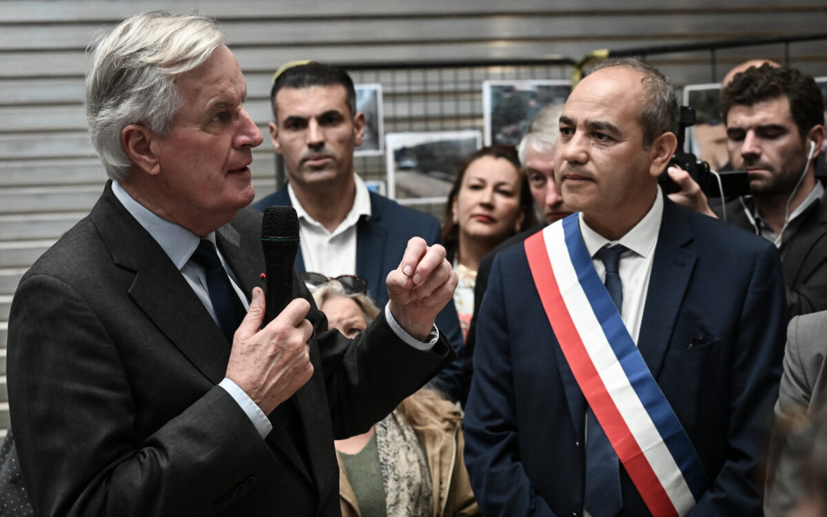 michel barnier avec mohamed boudjellaba à givors