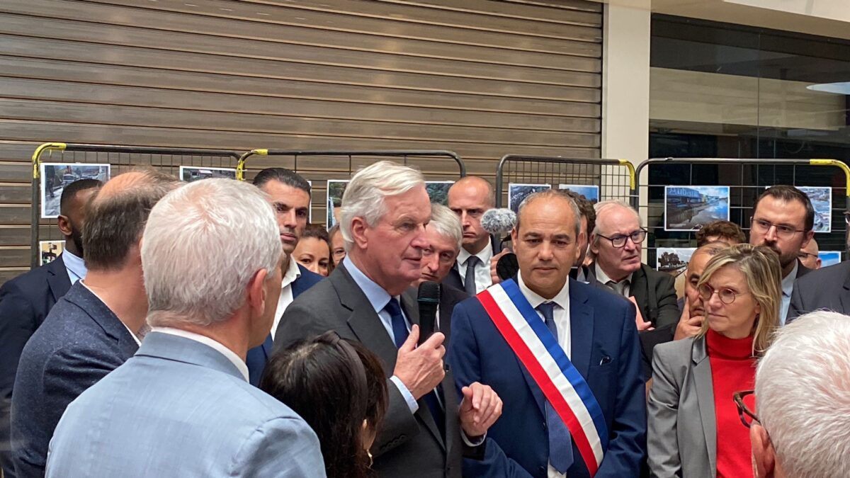 Michel Barnier et le maire de Givors