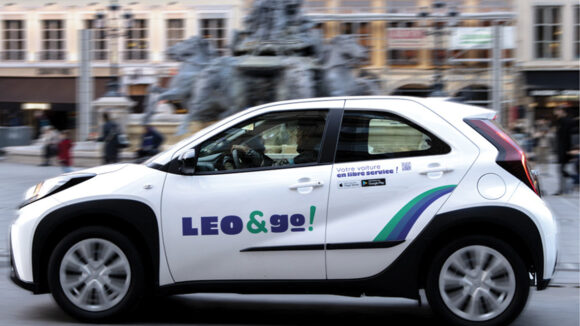 Leo&Go revendique déjà 40 000 utilisateurs et Citiz compte plus de 10 000 abonnés. En plus d’une tarification attractive [voir le tableau ci-dessous], chaque voiture en autopartage mise sur le circuit remplacerait jusqu’à 8 véhicules privés (Ademe).