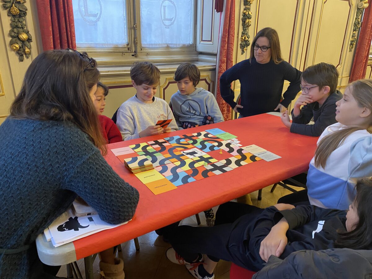 Jeu avec des enfants 