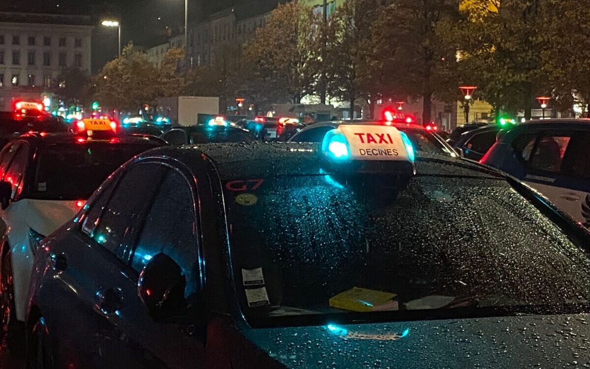 Taxi rassemblement Bellecour Lyon